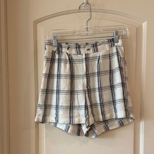 Weekend Plaid Shorts